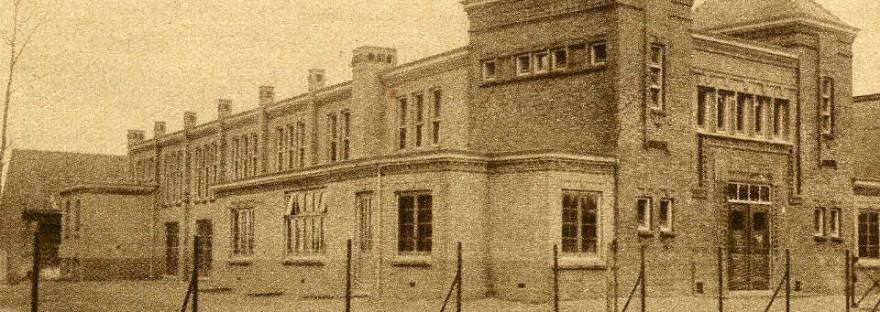 RK Verenigingsgebouw (RAN) architect Estourgie