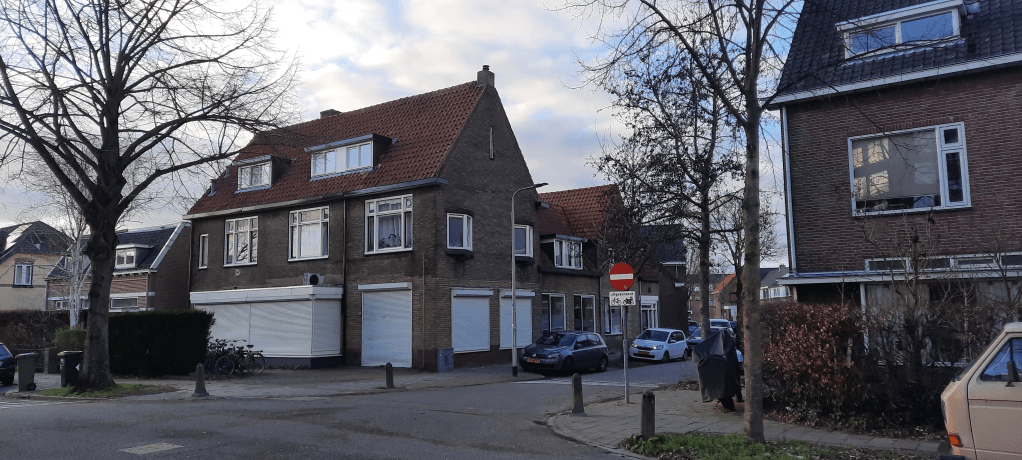 Voormalig Meubel- en manufacturenmagazijn J.A. Willems, Voorstadslaan 194 ‘Voorstadslaan, hoek Roerstraat’, 1931