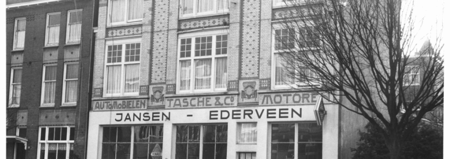 Garage Jansen Ederveen : Pand ontworpen als garage in 1907 door Willem Hoffmann i.o.v. de Firma Tasche & Co. Automobielen en Motoren., 1972, (Evert F. van der Grinten via RAN F78567)