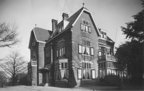 Villa Anstruwe, Datering foto 1944 (Foto Grijpink via F67958 RAN CC-BY-SA)