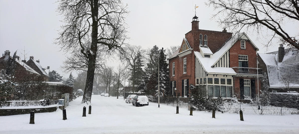 Villa Rica Voorstadslaan 351 in de sneeuw architect Hoffmann