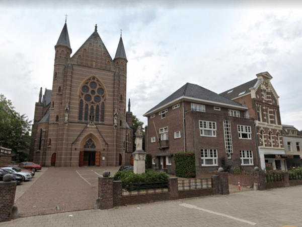 Maria Geboortekerk: Geschiedenis en&nbsp;Architectuur