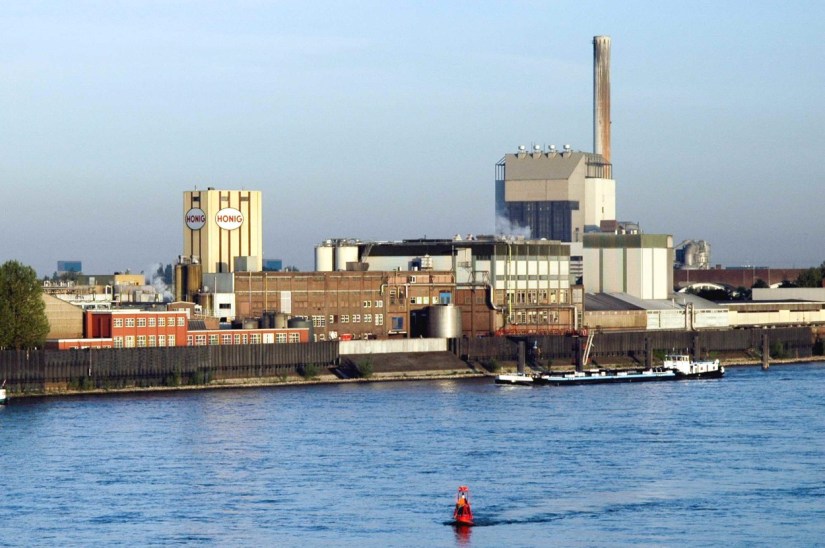 Honig fabriek en elektriciteitscentrale, 27/5/2005 (Jacques van Dinteren via DF5169 RAN CCBYSA)