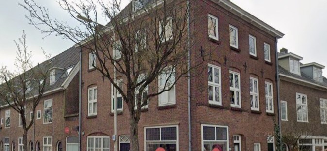 Groesbeeksedwarsweg 263 van Heutszstraat 2, maart 2025 (Google Streetview)