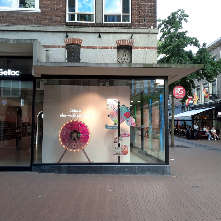 Broerstraat 51 in augustus 2023 vestiging Pink Gellac