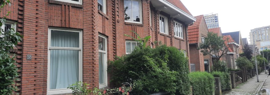 Plan voor het bouwen van twee woonhuizen a/d Bronsgeeststraat voor den Weled. Hr. H.J. Wenmakers en C. Verburg, tekening november 1921 (D12.386989 detail)