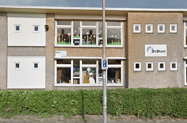 Juni 2016: laatste Google Streetview van de Blauwe Buut als school