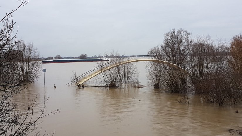 Ooypoort met natte voeten januari 2018