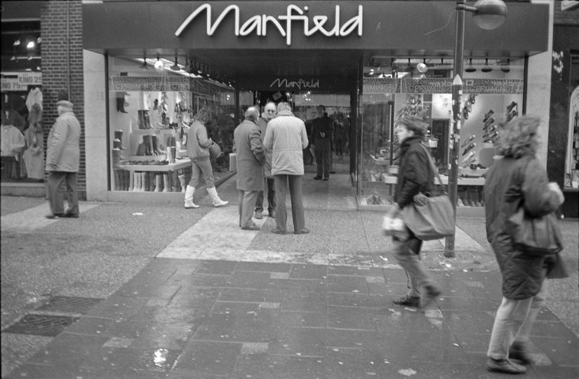 Manfield, Broerstraat 19 in 1985 (Wim Michels via KN14486-7 RAN CC0)