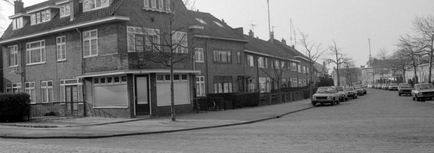 Het hoekpand op de Eerste Oude Heselaan 186 - Sperwerstraat 1, 1978-1980 (Gemeente Nijmegen via KN11413-20 RAN CC0)