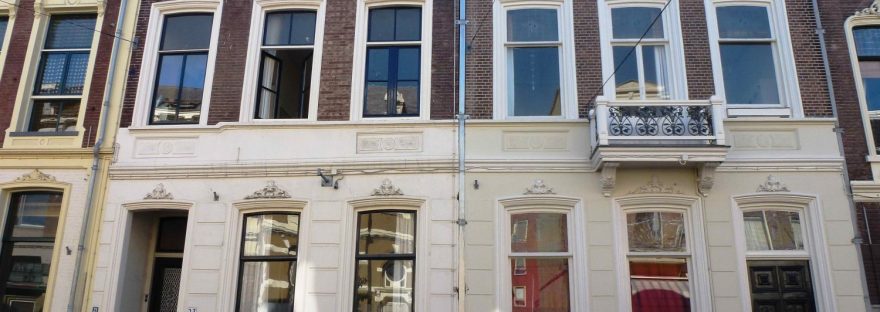 In de Betouwstraat 21-23-25, 2010 (Henk van Gaal via DF3731 RAN CC0)