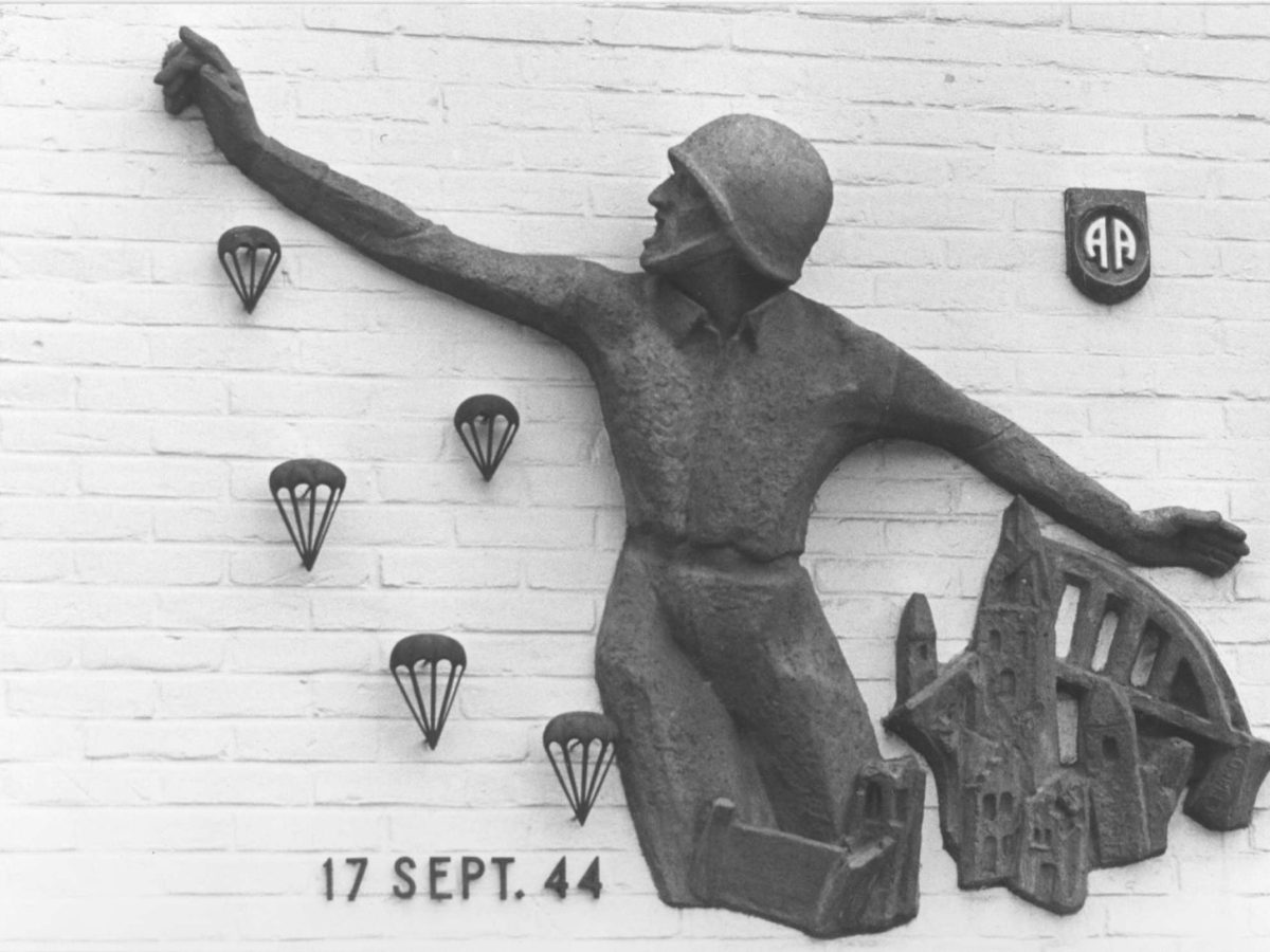 Monument ter Herinnering aan de 82nd Airborne Division op&nbsp;Sionshof