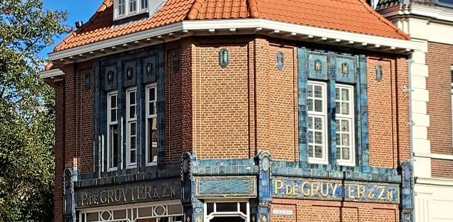 Voormalige De Gruyter, Mariaplein-hoek Berg en Dalseweg (september 2024)