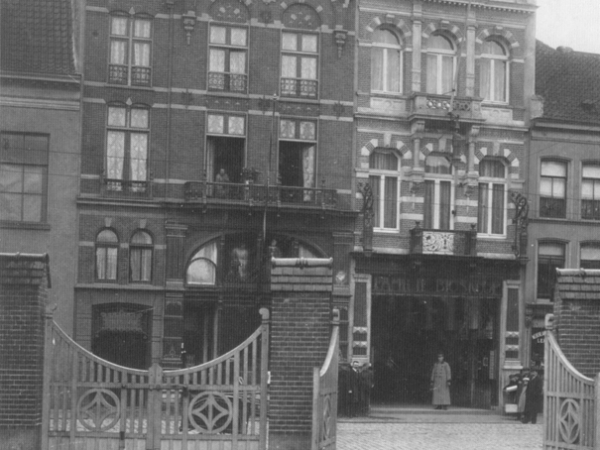 Bioscoop Familie-Bioskoop architect&nbsp;Jansz