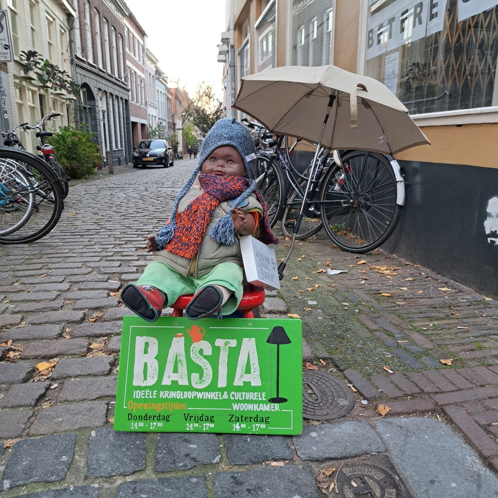 Het popje van Basta (november 2024)