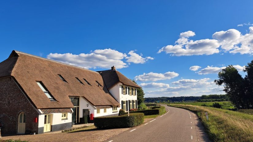 De Grote Kat, Ooijse Bandijk 10-18 (augustus 2025) Ooijpolder