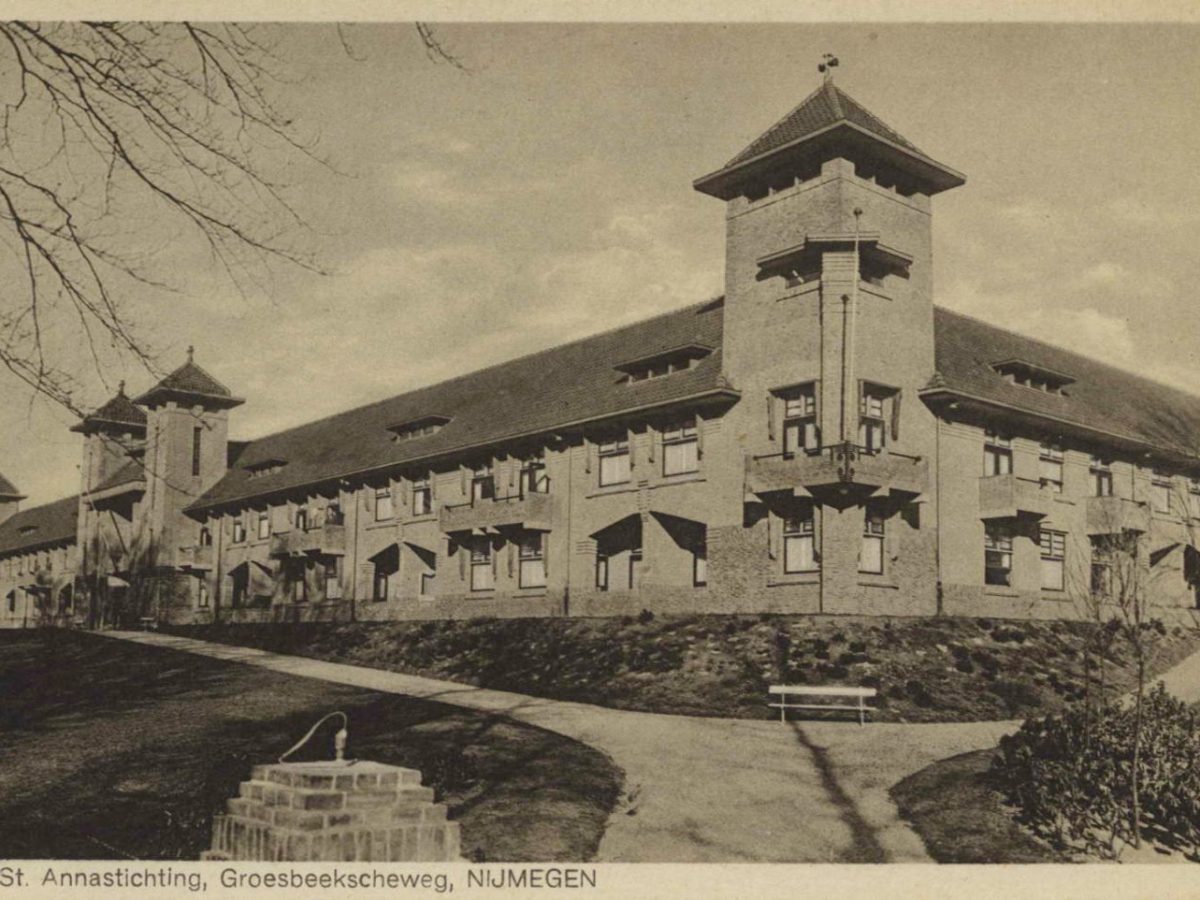 Bejaardenoord “St. Anna”, architect Oscar&nbsp;Leeuw