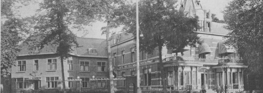 Hotel-Restaurant Pays Bas , op de hoek met de Canisiussingel, Berg en Dalseweg 1, 1937-1940 (F12442 RAN)