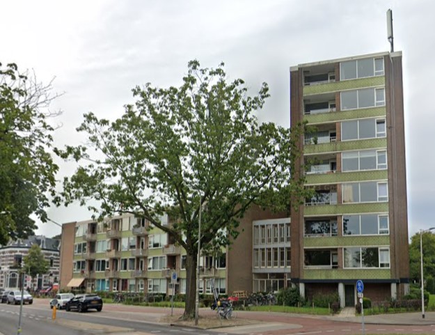 Flat Meester Franckenstraat Canisiussingel, augustus 2023 (Google Streetview)