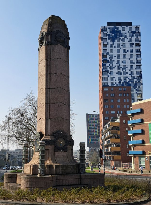 Quack Monument en Nimbus (maart 2026)