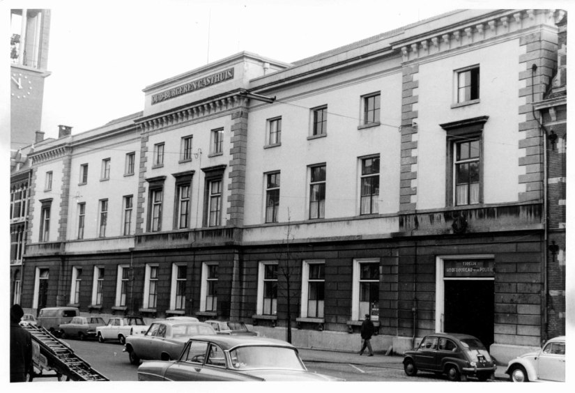 Oud Burgeren Gasthuis (gebouwd 1849), 1969 (Evert F. van der Grinten via F78209 RAN CCBYSA tevens Auteursrechthouder)