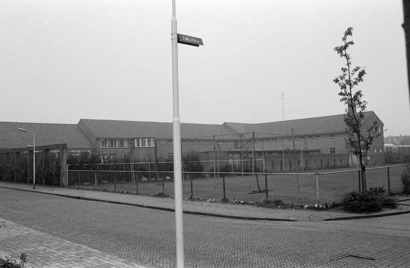 Huishoudschool, Sperwerstraat, 1987 (Ber van Haren via KN14040-8 RAN CC0 Auteursrechthouder: Gemeente Nijmegen)