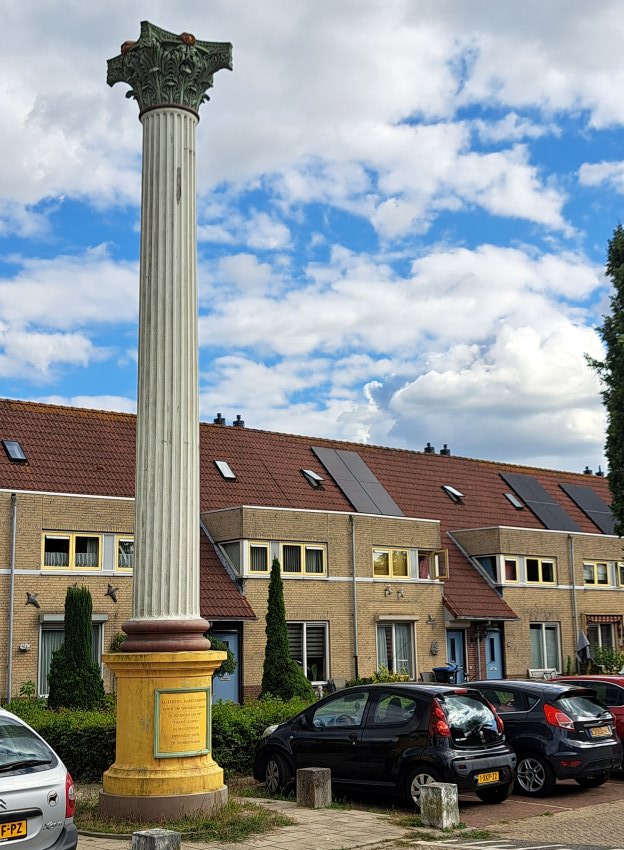 Romeinse zuil augustus in het Rode Dorp (augustus 2026)