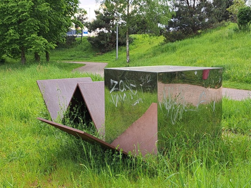 Ontdek de Kubus met Uitslag: Kunst in Westerpark&nbsp;Nijmegen