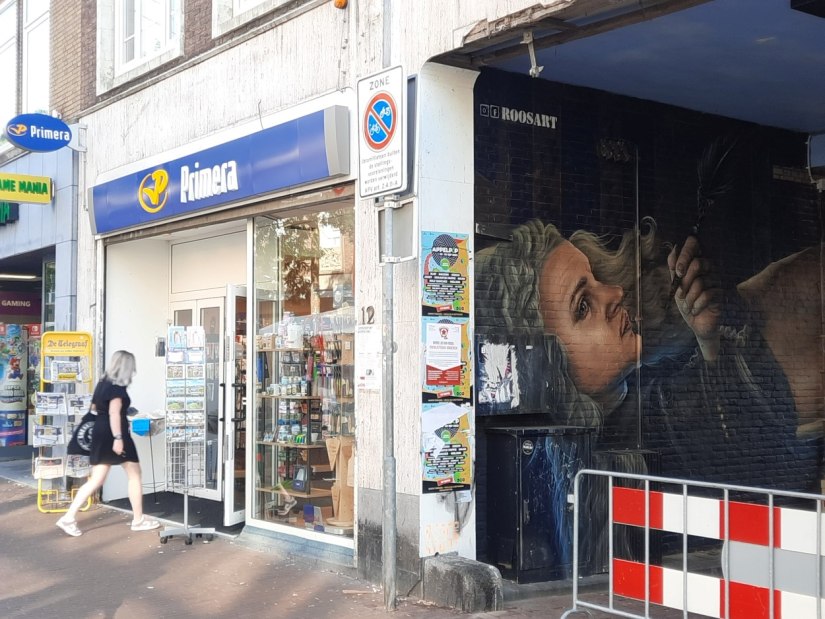 Muurschildering Vrede van Nijmegen, Waalpainting van Combolution en Roosart, (foto september 2023)