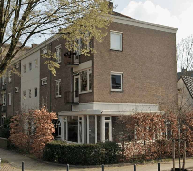 Hoek Vijghstraat - Athlonestraat, maart 2025 (Google Streetview)