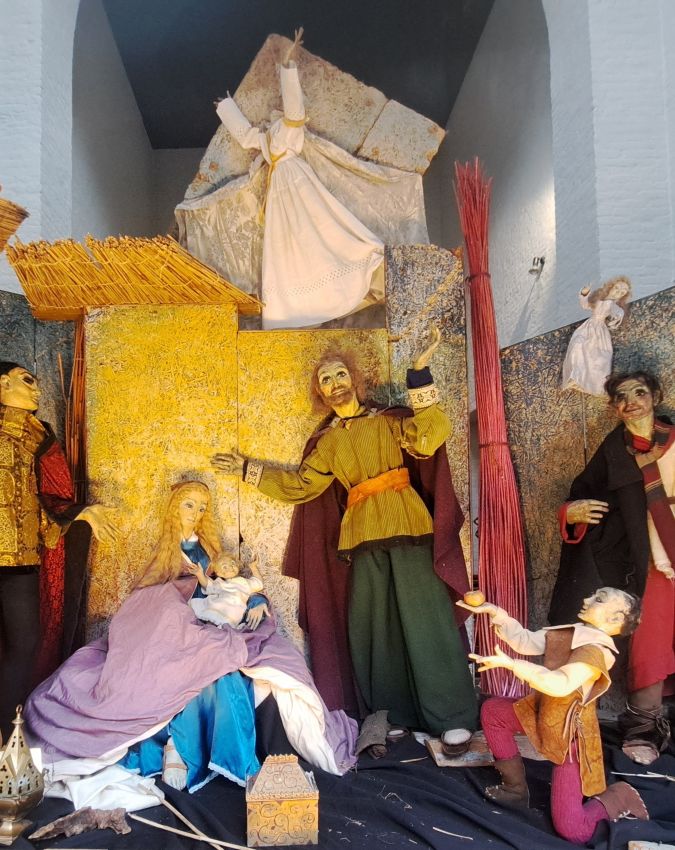 Detail Kerstgroep, gemaakt door Wim van Woerkom, Molenstraatkerk (december 2025)