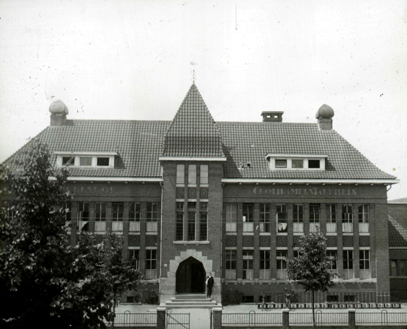 De Splendor Gloeilampenfabriek, St. Annastraat 198, 1935-1945 (J.J. Maaskamp via L45433 RAN CC0) Willemskwartier