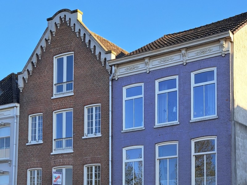 Paars gebouw Oude Haven&nbsp;54