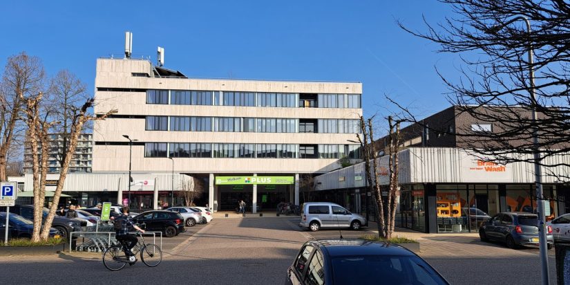 Verbouwde voormalige Mensa kant Molukkenstraat (maart 2026)