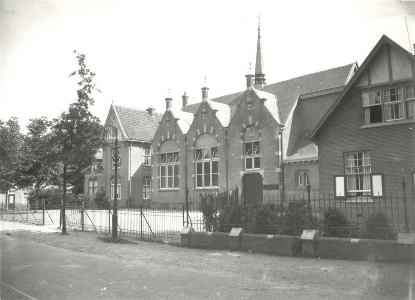 De R.K. Lagere Land- en Tuinbouwschool, Schependomlaan 83 Hees, 1935 (F33250 RAN)