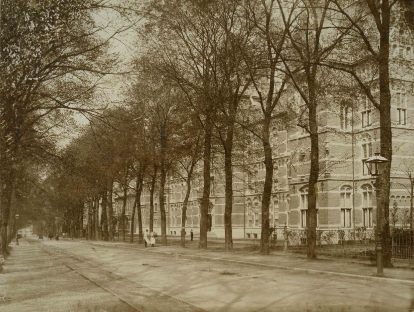 Canisius College,Berg en Dalseweg 81, rond 1900 (F77157)