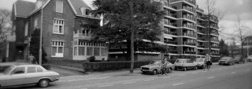 Berg en Dalseweg met Huygensflat, maart 1982 (Ber van Haren via KN13512-19 RAN CC0 Auteursrechthouder: Gemeente Nijmegen)